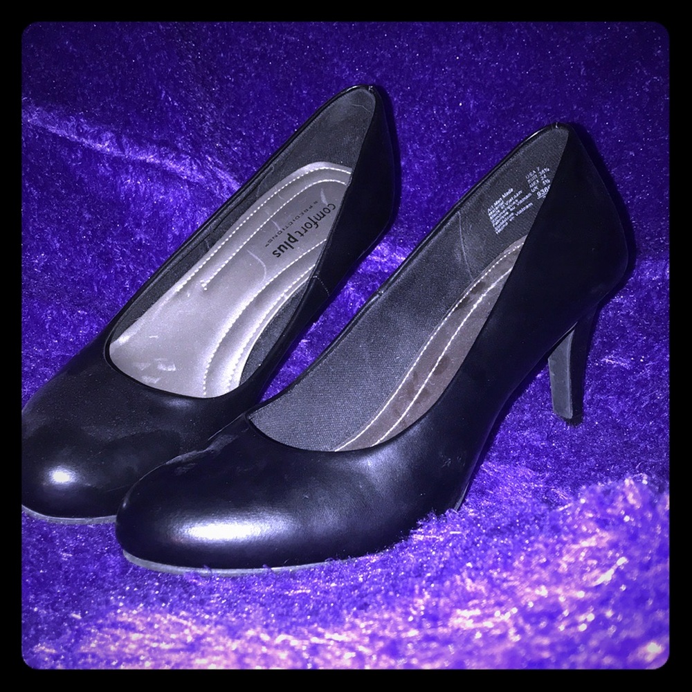 Used Black Comfort Plus 2.5 inch heels